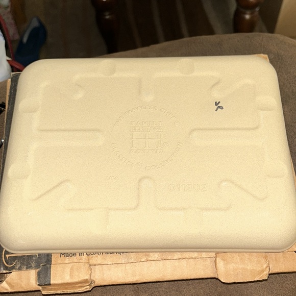 NWT Pampered Chef Small Bar Pan Toaster Oven Stoneware 9.5" x 7" Classics - Picture 6 of 7